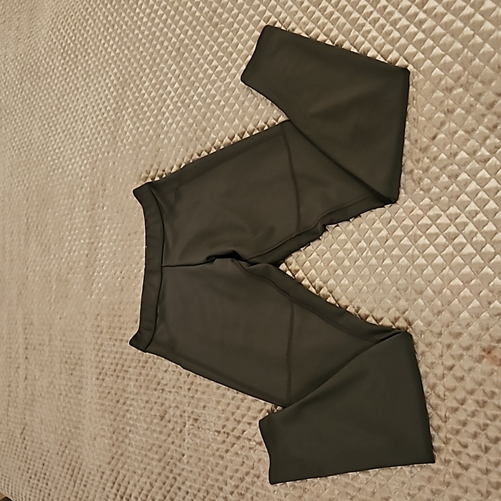 Alo High-Waist 4 Pocket Utility Legging
